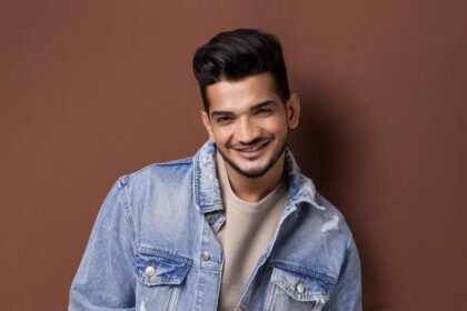 Munawar Faruqui Shayari Best Shayari, Quotes, Poems and Verses